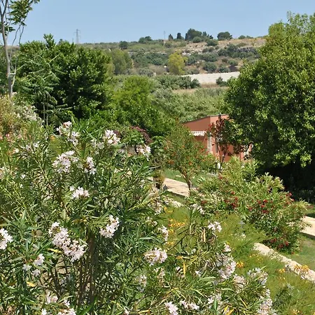 Bed and Breakfast Al Palmento Cruillas 2*