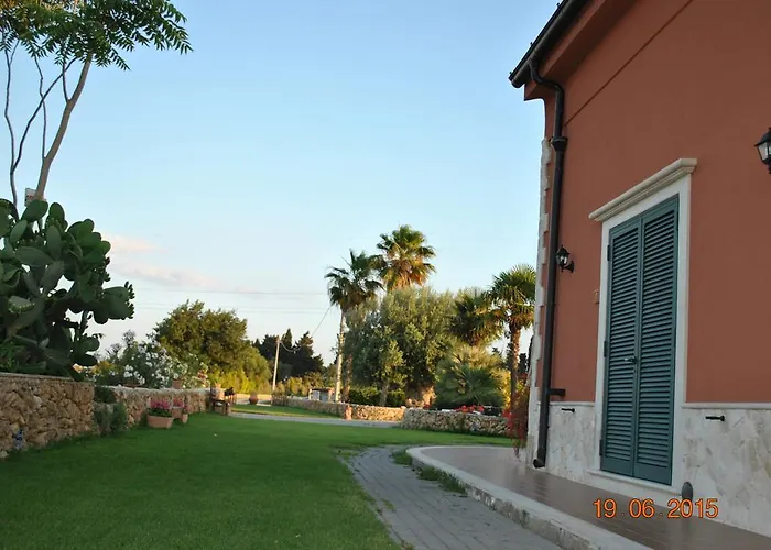 Al Palmento Cruillas Bed & Breakfast 3*